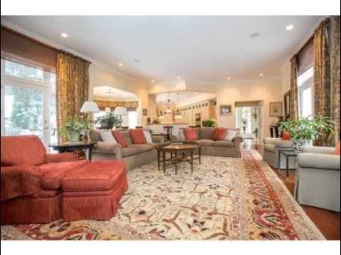 44 Carisbrooke Road, Wellesley, MA - Listed by Debi Benoit