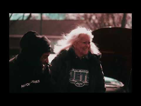 Big Flock - 5 Teslas