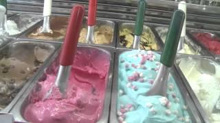 preview picture of video 'Gelateria Milano: Eisgenuss in Santa Ponsa'