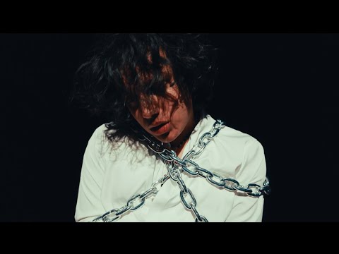 HELLSTRVCK - how do i make you mine (Official Music Video)