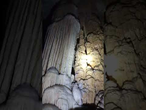 Cavernas de Leo en Rodríguez de Mendoza🇵🇪#cave #minerals #travel #turismo #amazing #peru #shortvideo