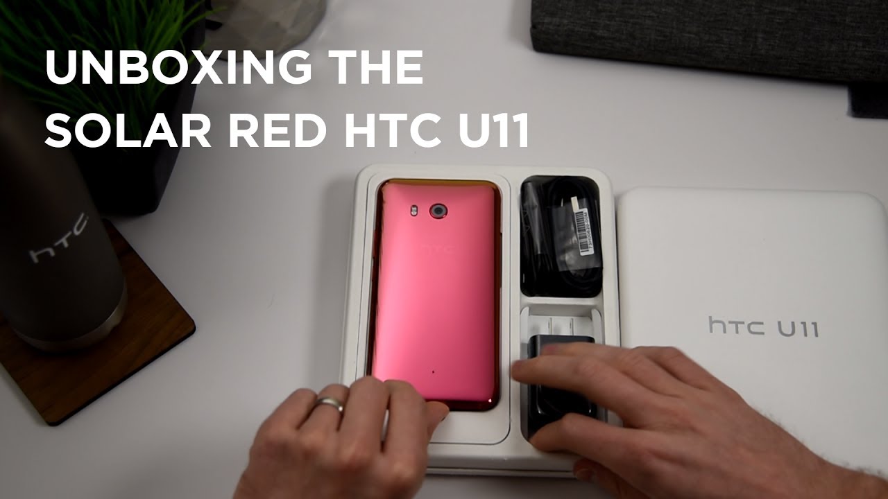 Unboxing the Solar Red HTC U11 with Aaron Baker