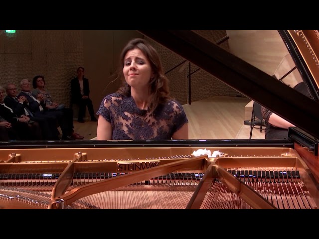 Olga Zado Benefizkonzert für die Ukrainehilfe in Odessa Schubert: Impromptu Op. 90 No. 4 / Olga Zado