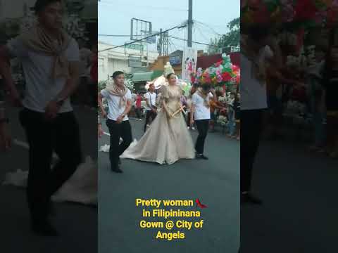 Pretty Woman in Filipiniana Dress 👗 @ City of Angels
