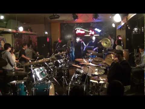 Thumbnail for Drum Battle-2012-10