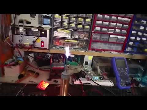 Plasmafackel mit Serienresonanz Teslatrafo