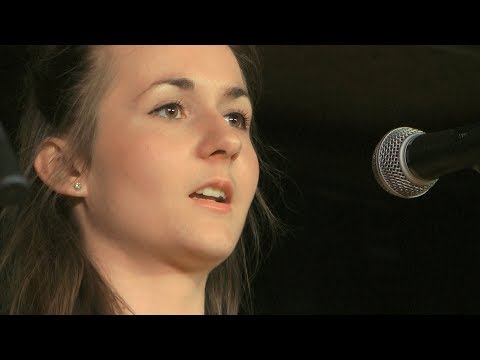 "Halljunk szót...!" - Milus Fruzsina - Koloni népdalok