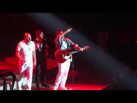 Les Enfoirés 2016 - Interlude Patrick Bruel, Michael Youn & Kad Merad - Casser la voix