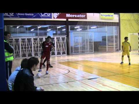 futsal.si: KMN Puntar - KMN Oplast Kobarid (19.11. 2010)