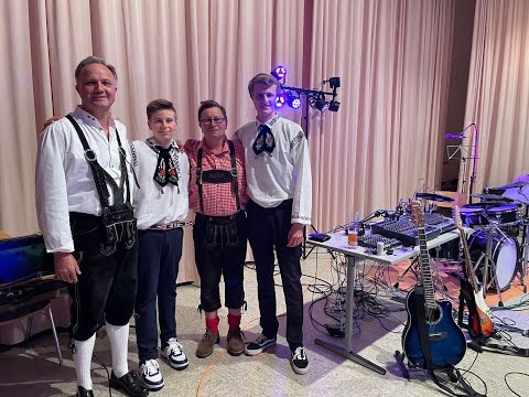 Neon Band bei den Siebenbürger Partyfreunden Trachtenfestball 2022