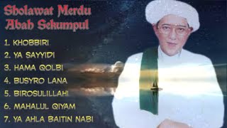 Download lagu KUMPULAN SHOLAWAT MERDU ABAH GURU SEKUMPUL... mp3
