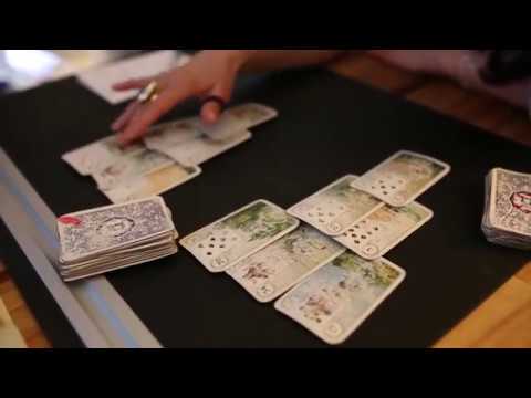 Mensch, Stuttgart - Die Kartenlegerin