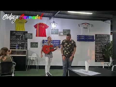 TONI PIOJO canta LOS LISTOS 'Y cuando yo era un tonto'