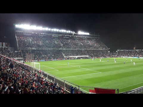 "Hinchada Tatengue vs Velez / LIGA PROFESIONAL DE FÚTBOL 2022" Barra: La Barra de la Bomba &bull; Club: Unión de Santa Fe