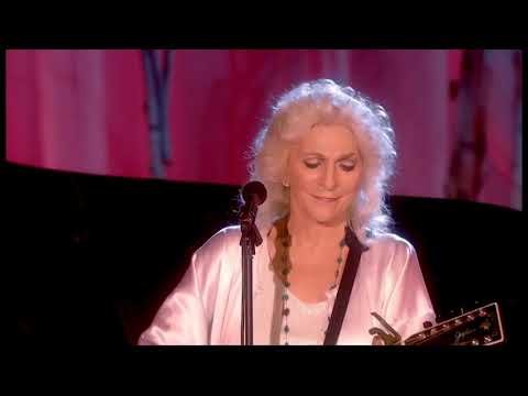 Judy Collins - Bird On A Wire (Live in Ireland)