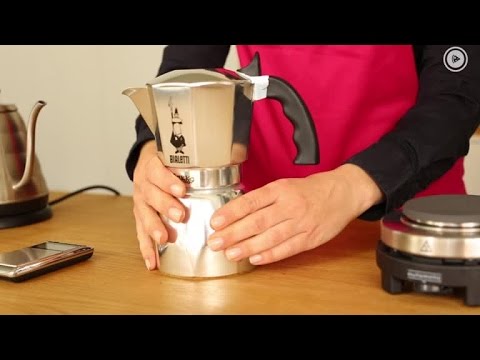 Barista tutorial: Coffee with the espresso pot