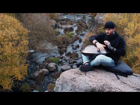 In The Middle Of Canyon (Handpan Music)