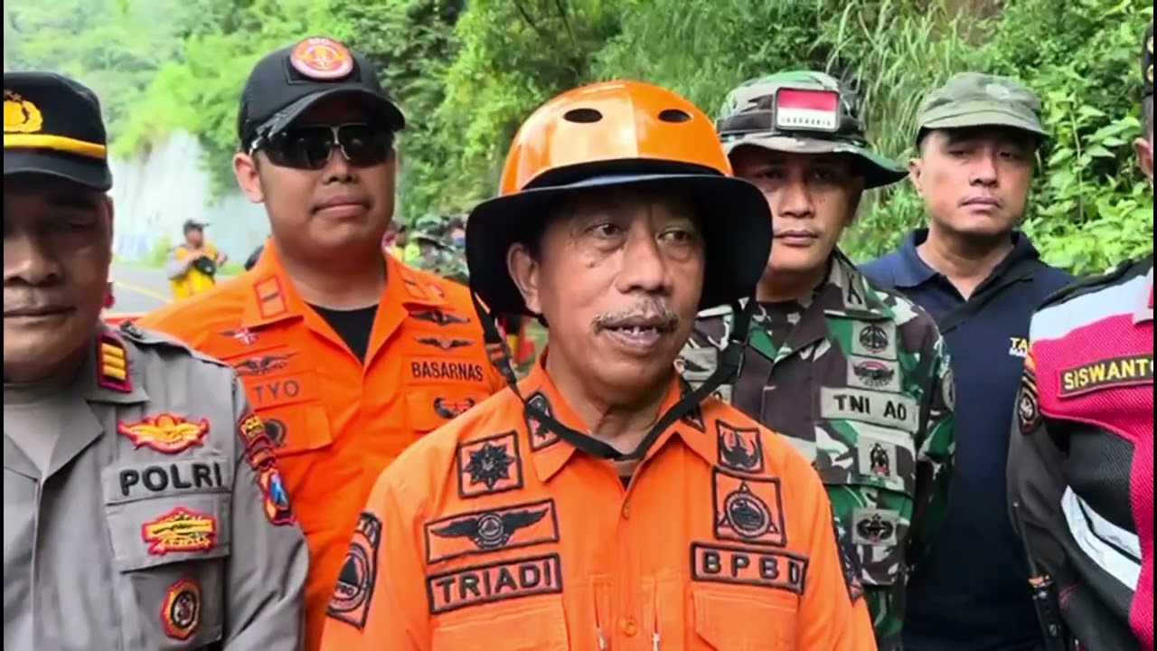 Update Longsor KM16 Tugu: Dua Alat Berat Turun, Jalur Trenggalek–Ponorogo Masih Lumpuh