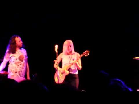 Julie Ruin - Oh Come On @ The Sinclair