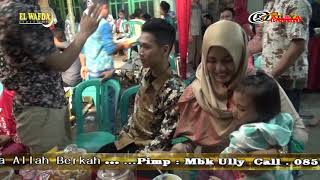 Download lagu WAHDANA   ULLY ELWAFDA mp3