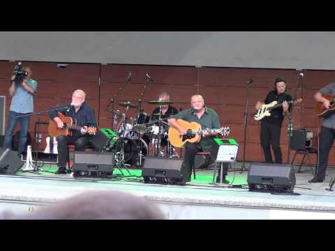 Nedvědi - Růže z papíru