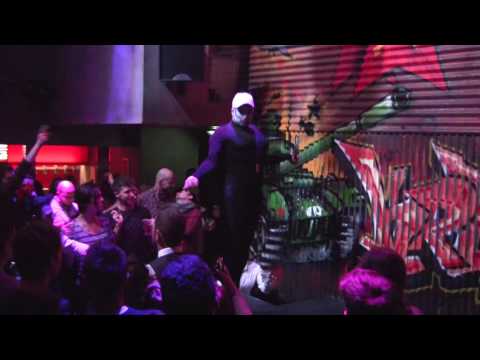 Danny Beard - Sissy That Walk