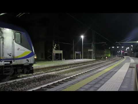 Regionale Veloce 3139 alla stazione di Mondovì.