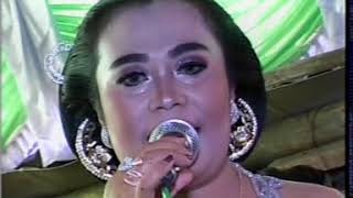 Download lagu Memanik voc dian - Ronggolawe live simo mp3 Download lagu Memanik voc dian - Ronggolawe live simo mp3