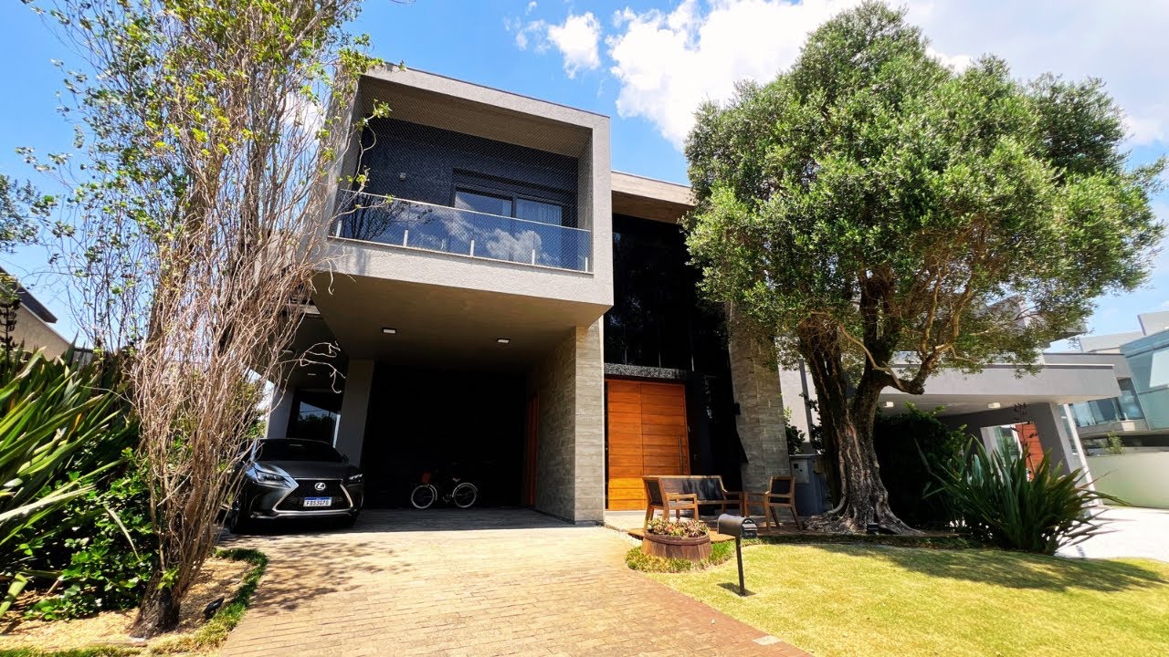 MAGNÍFICA MANSÃO FINAMENTE MOBILIADA E DECORADA A BEIRA DO LAGO NO ENSEADA XANGRILA.