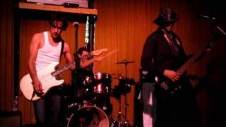 The Blondes Of Vertigo - "Changes"  (Live @UBG)