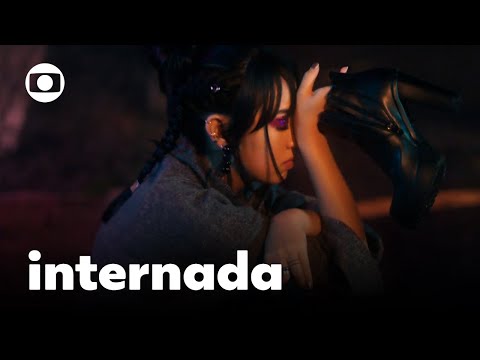 É grave? Tina vai parar no hospital e as amigas se desesperam! | As Five | TV Globo