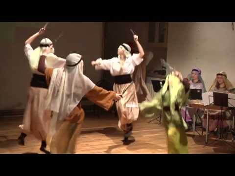 La Campanella - La Morisque (T. Susato)