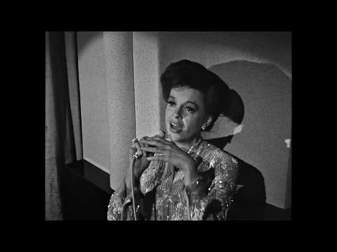 Judy Garland - I Gotta Right to Sing the Blues (Live)