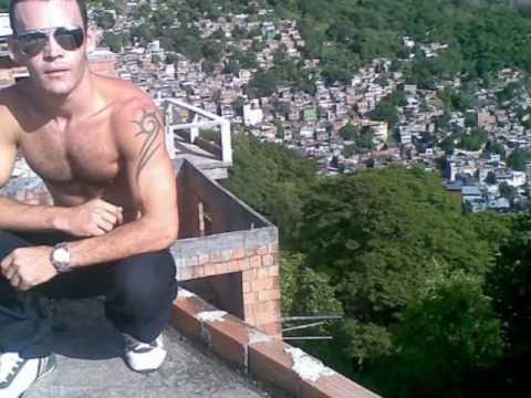 MC Maiquinho e Menor do chapa - DEUS ME PERDOA