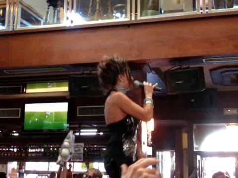 Jasmin Prinz im Bierkönig 2010 ( Das geht ab )