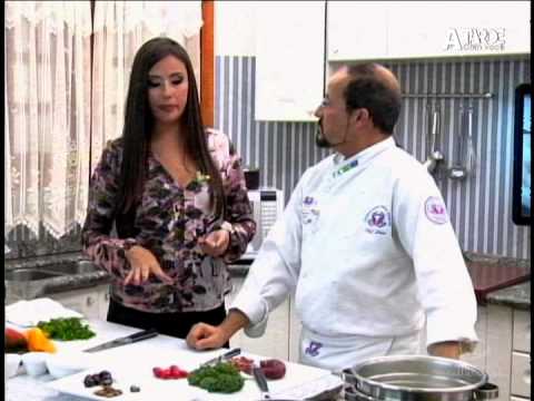 Mariane Schuller - Chefe Lino Iuliani