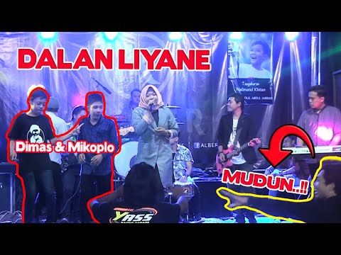 live-ak-musik-dalan-liyane-di-jogeti-dimas-mikoplo-suasana-pecah