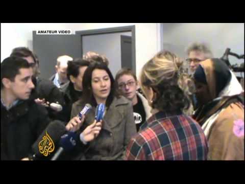 French activists tackle Paris housing shortage