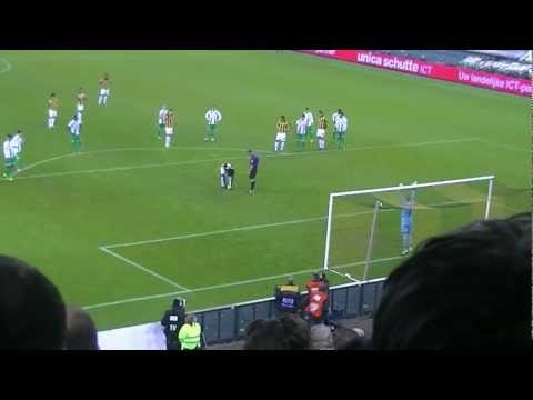 Vitesse - FC Groningen 2-0 17-02-2013: Penalty Wilfried Bony