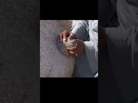 How the ancient Egyptian carved obelisks, the unfinished obelisk #shorts