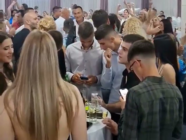 Talični Tom bend-(Restoran Pantelic, Valjevo, jul 2025)