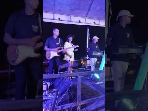 forro arrocha nela cavalgada ( comu. jacaré) Icaraí de minas