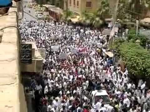 مظاهرة في مدينة البوكمال في ريف دير الزور في جمعة "ارحل"