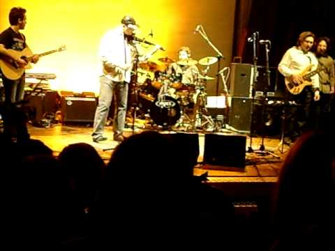 Celtipatía - Toss The Feathers