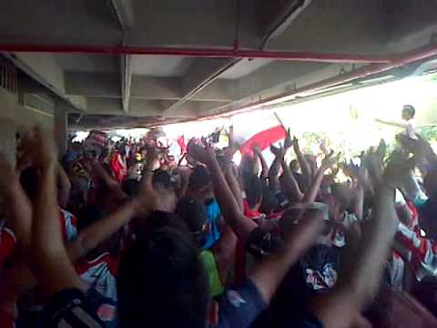 "LA BANDA DEL TIBURON" Barra: Frente Rojiblanco Sur &bull; Club: Junior de Barranquilla