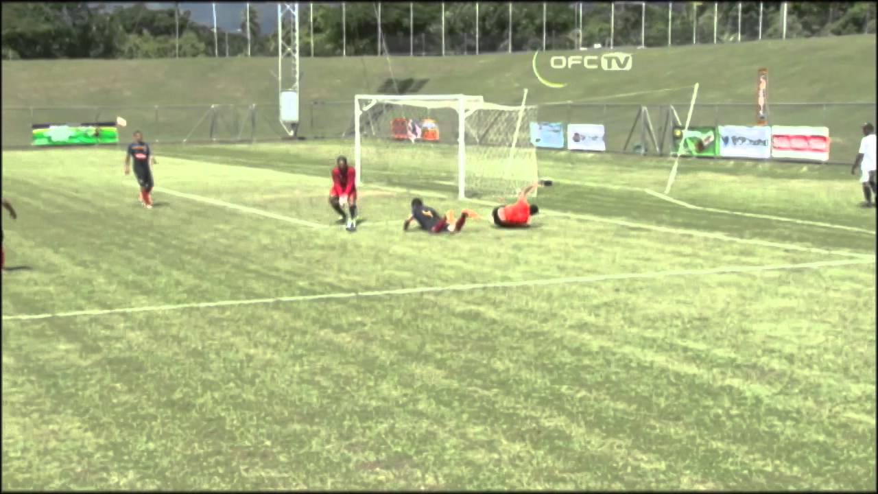 2014 OFC Champions League - Day 6 - AS Pirae vs Ki...
