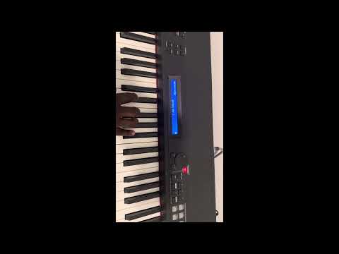 Yamaha CP40 Graded Hammer Stage Piano 2010s - Black image 2
