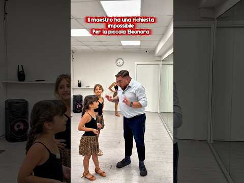 Il maestro fa una richiesta impossibile ad una allieva