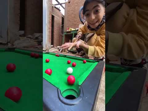 خالتو جابتلنا بلياردو 😂