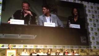 Panel Supernatural : What's the plural for Apocalypse ?